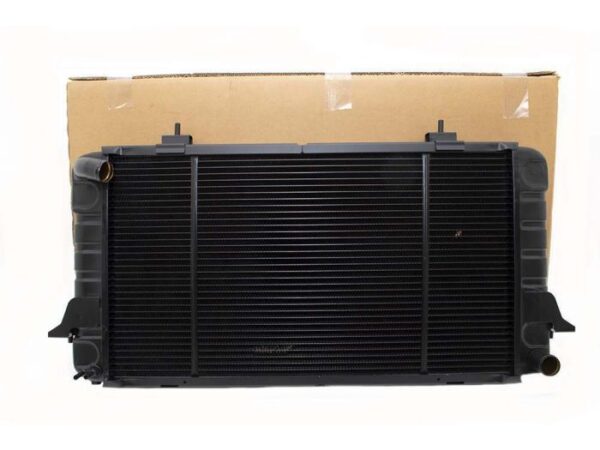 Discovery 1 and Range Rover Classic Radiator Assembly - For V8 Petrol Models (Fits D1 up to LA Chassis and Classic up to JA)